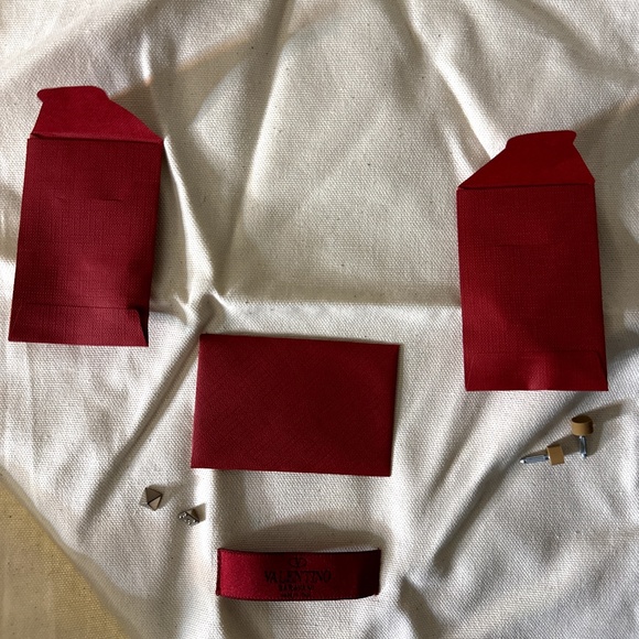 Valentino Rockstud Metallic Leather Heels – NEW – Full Set Included - Picture 11 of 11